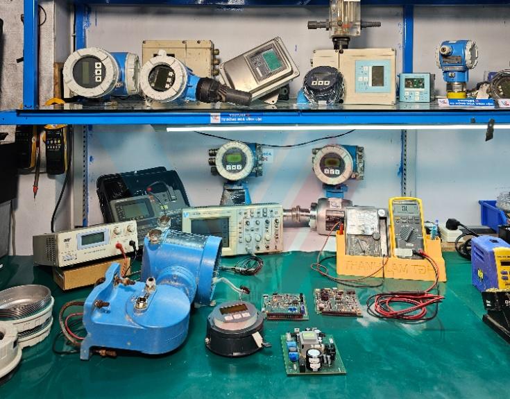 Cảm biến Endress+Hauser Promag P DN50 PN40 liner PFA.